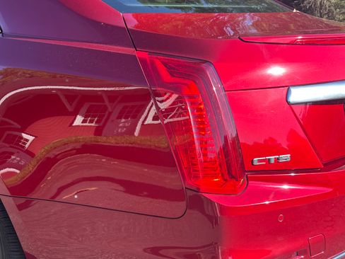 Used 2015 Cadillac CTS Luxury RWD image 11