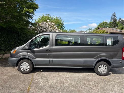 Used 2017 Ford Transit 350 XLT RWD image 10