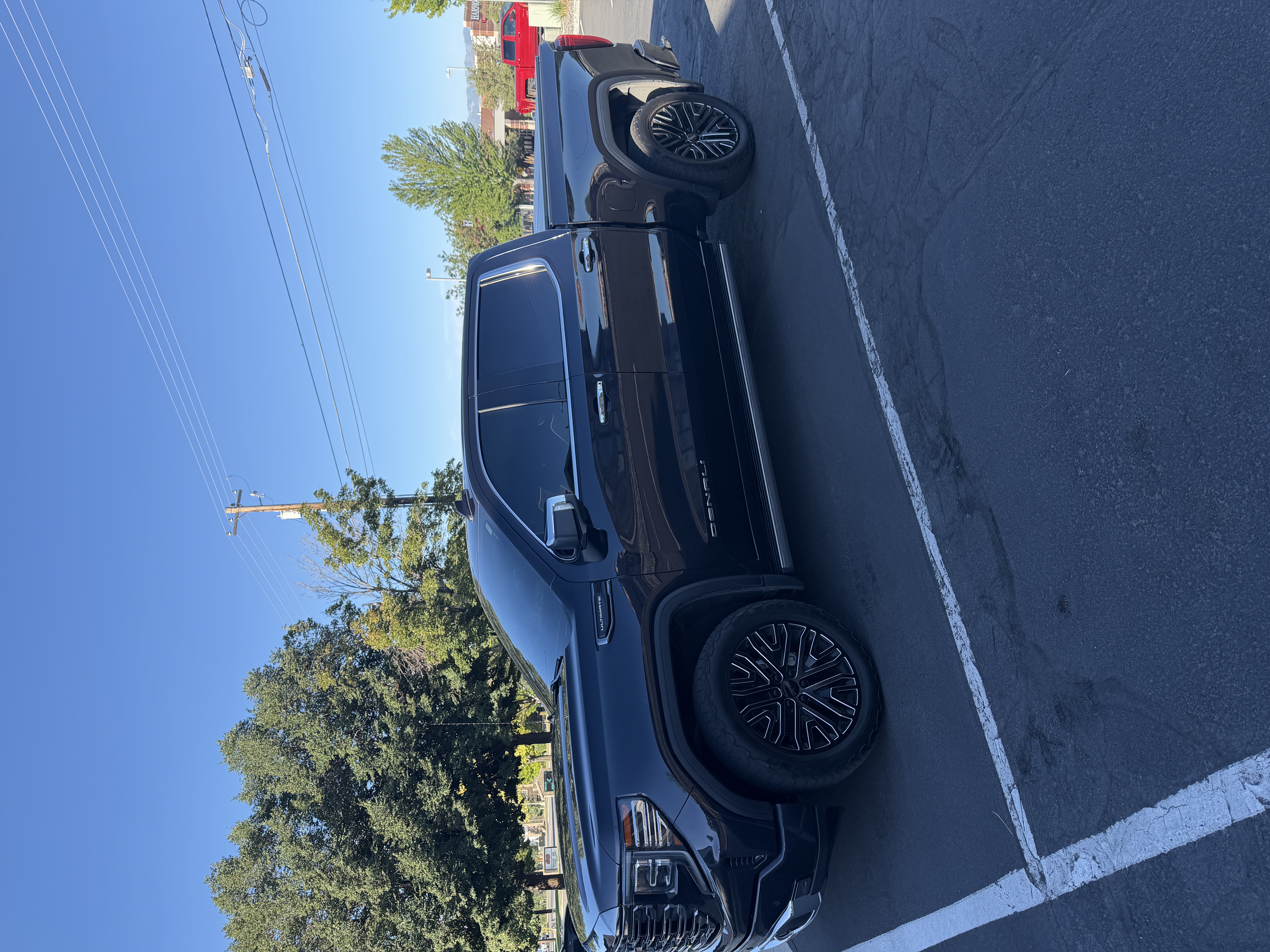 Used 2022 GMC Sierra 1500 Denali Ultimate AWD/4WD image 2