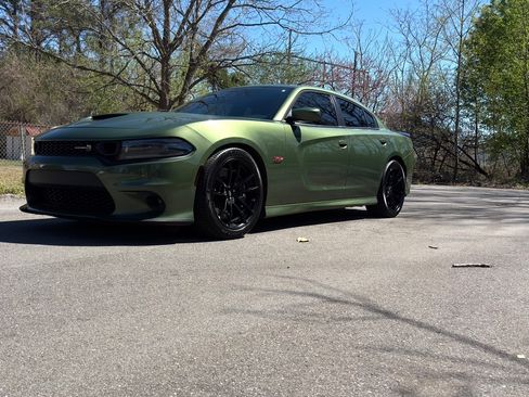 Used 2022 Dodge Charger Scat Pack w/ Dynamics Package image 1