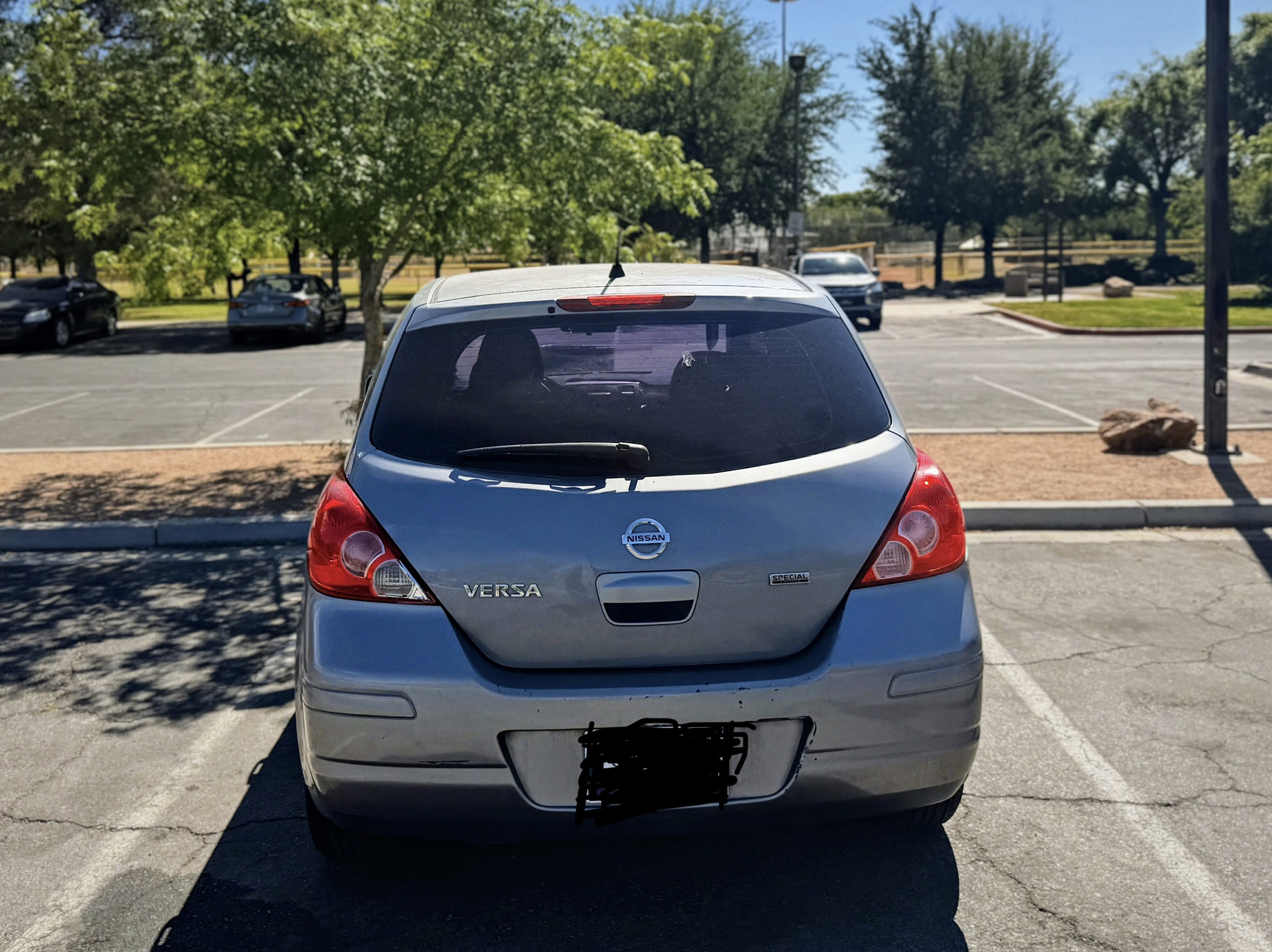 Used 2012 Nissan Versa 1.8 S w/ Special Edition Pkg FWD image 4