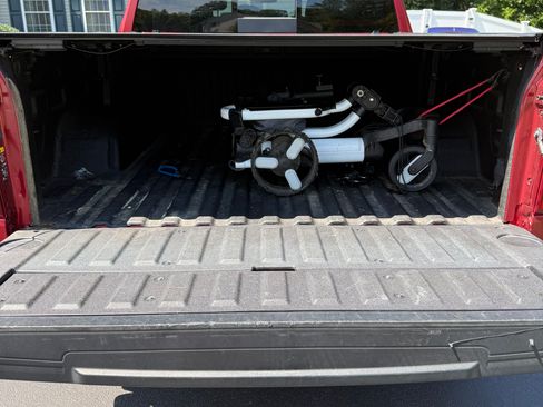 Used 2022 Chevrolet Silverado 1500 LT Trail Boss w/ Convenience Package II AWD/4WD image 22
