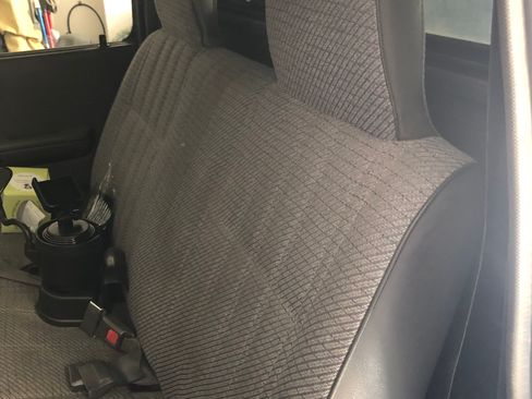 Used 1993 Toyota Pickup Deluxe image 11