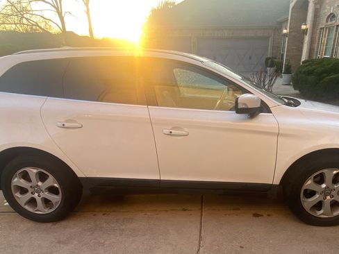 Used 2013 Volvo XC60 3.2 image 2