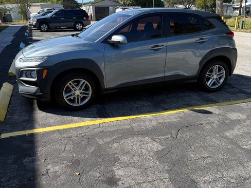 Used 2020 Hyundai Kona SE image 8