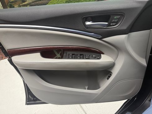 Used 2016 Acura MDX SH-AWD Sport Utility 4D image 14