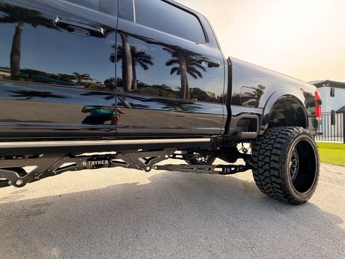 Used 2025 Ford F250 Platinum AWD/4WD image 21