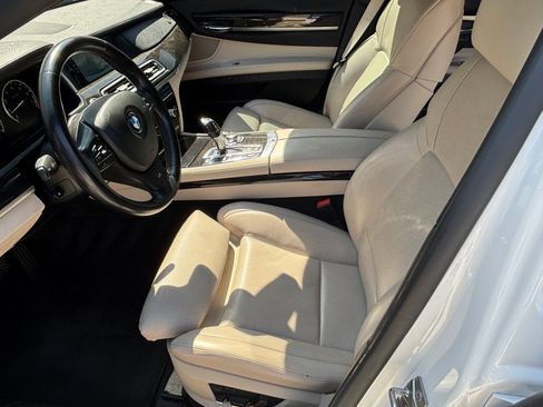 Used 2012 BMW 750Li RWD image 6