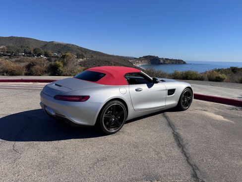 Used 2018 Mercedes-Benz AMG GT Roadster image 10