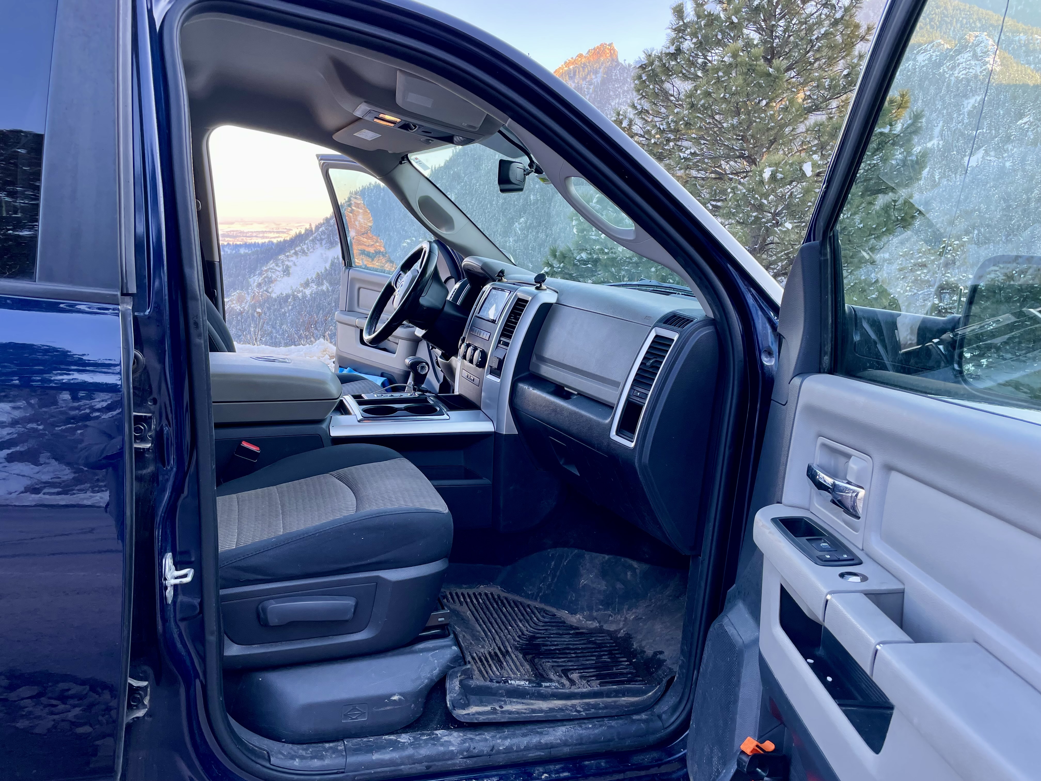 Used 2012 RAM 1500 Big Horn w/ Luxury Group AWD/4WD image 6