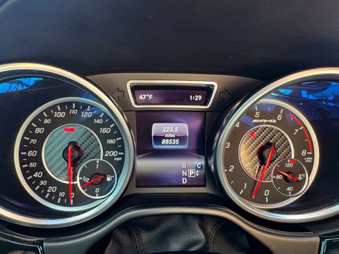 Used 2016 Mercedes-Benz GLE 63 AMG 4MATIC image 18