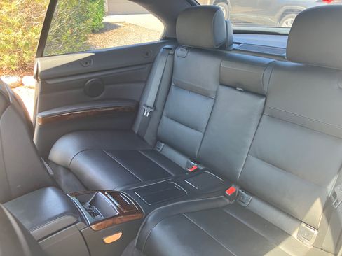 Used 2013 BMW 335i Convertible RWD image 12
