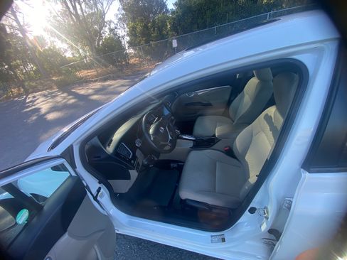 Used 2015 Honda Civic EX image 16