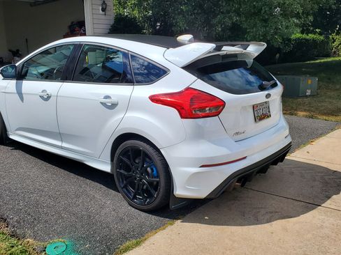 Used 2016 Ford Focus RS image 20