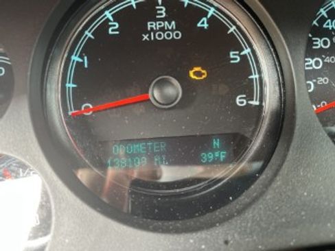 Used 2013 GMC Yukon Denali image 6