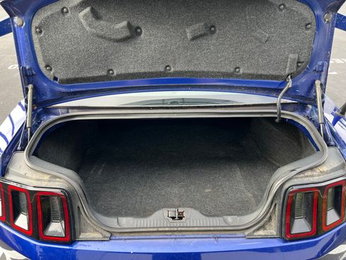 Used 2013 Ford Mustang Premium image 16