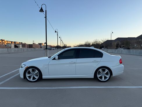 Used 2011 BMW 335i Sedan image 10