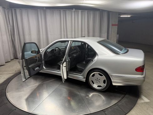 Used 2000 Mercedes-Benz E 55 AMG Sedan image 14