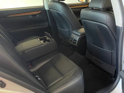 Used 2014 Lexus ES 300h image 15