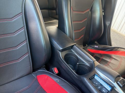 Used 2017 Lexus CT 200h w/ Navigation System Package FWD image 10