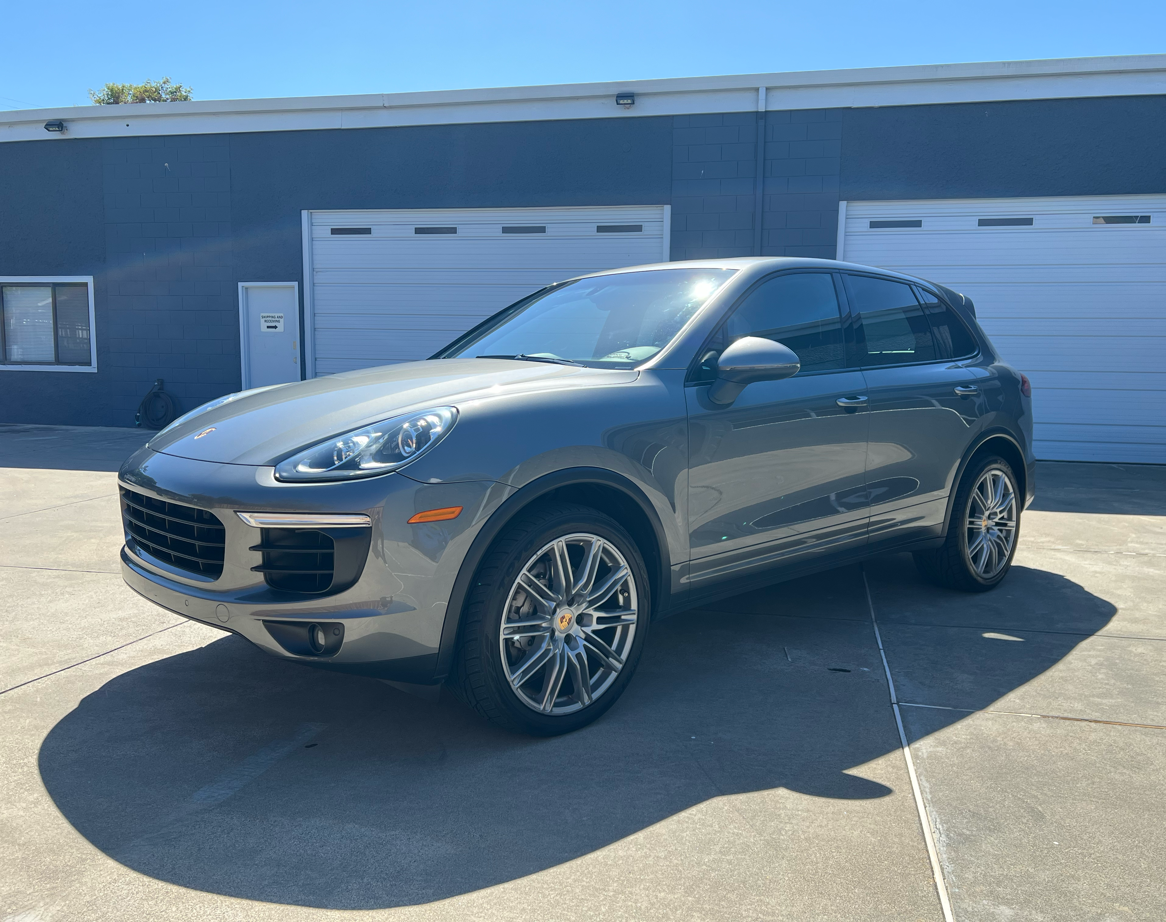 Used 2015 Porsche Cayenne S AWD/4WD image 13