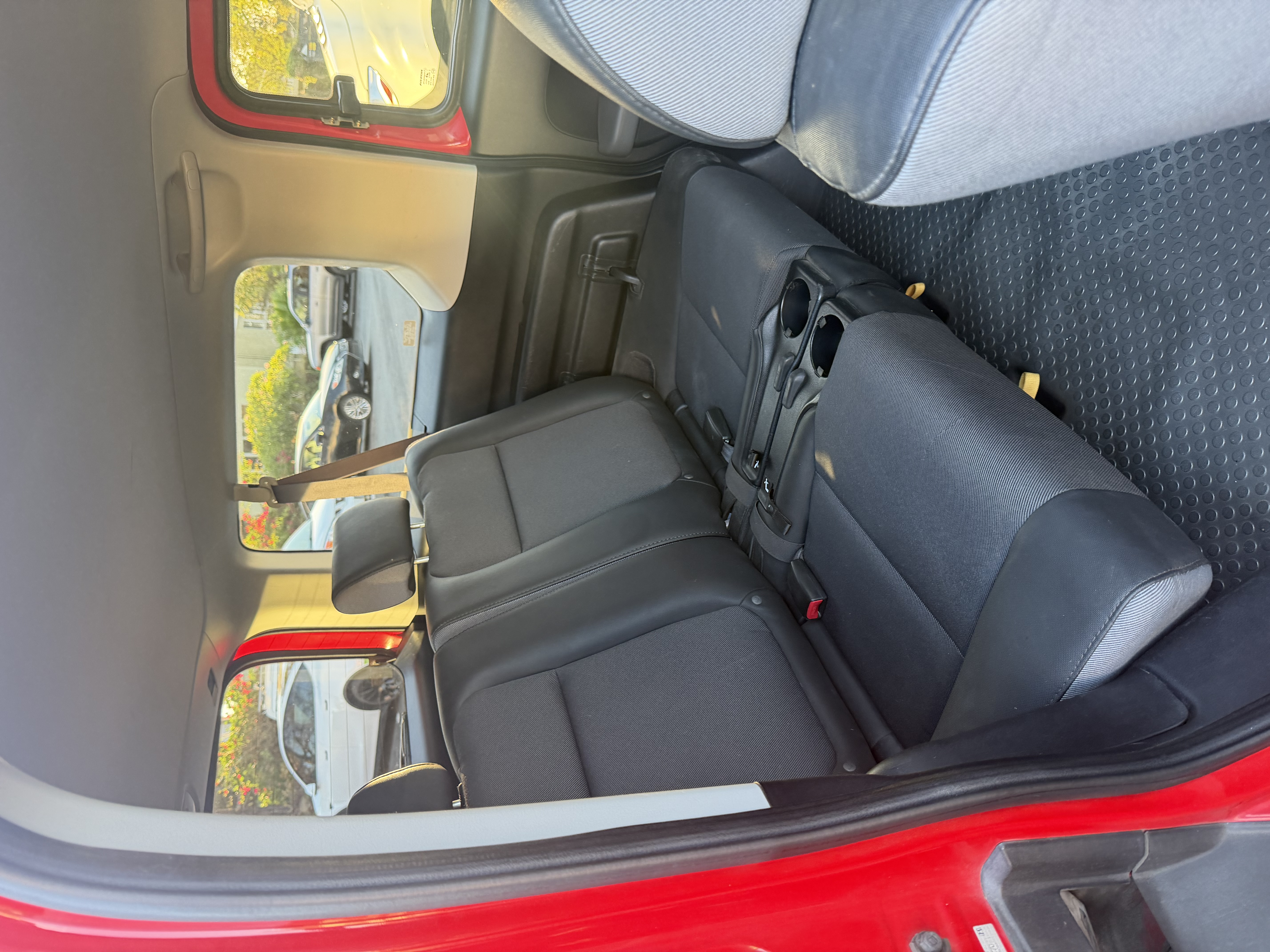 Used 2005 Honda Element EX image 11