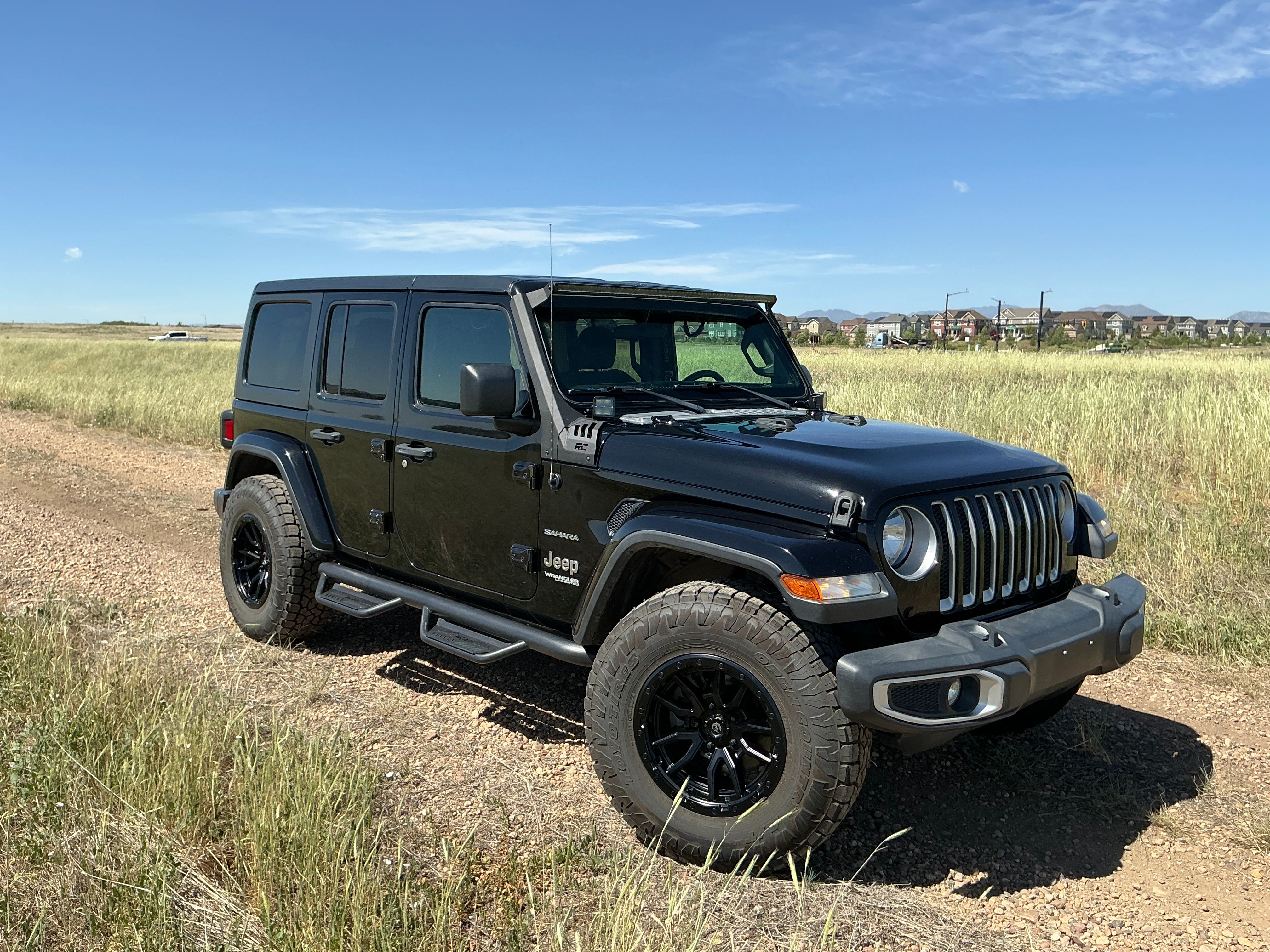 Used 2020 Jeep Wrangler Unlimited Sahara AWD/4WD image 1