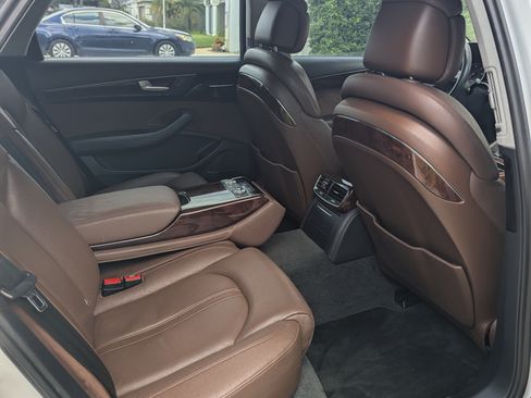 Used 2014 Audi A8 L TDI w/ Premium Package image 27