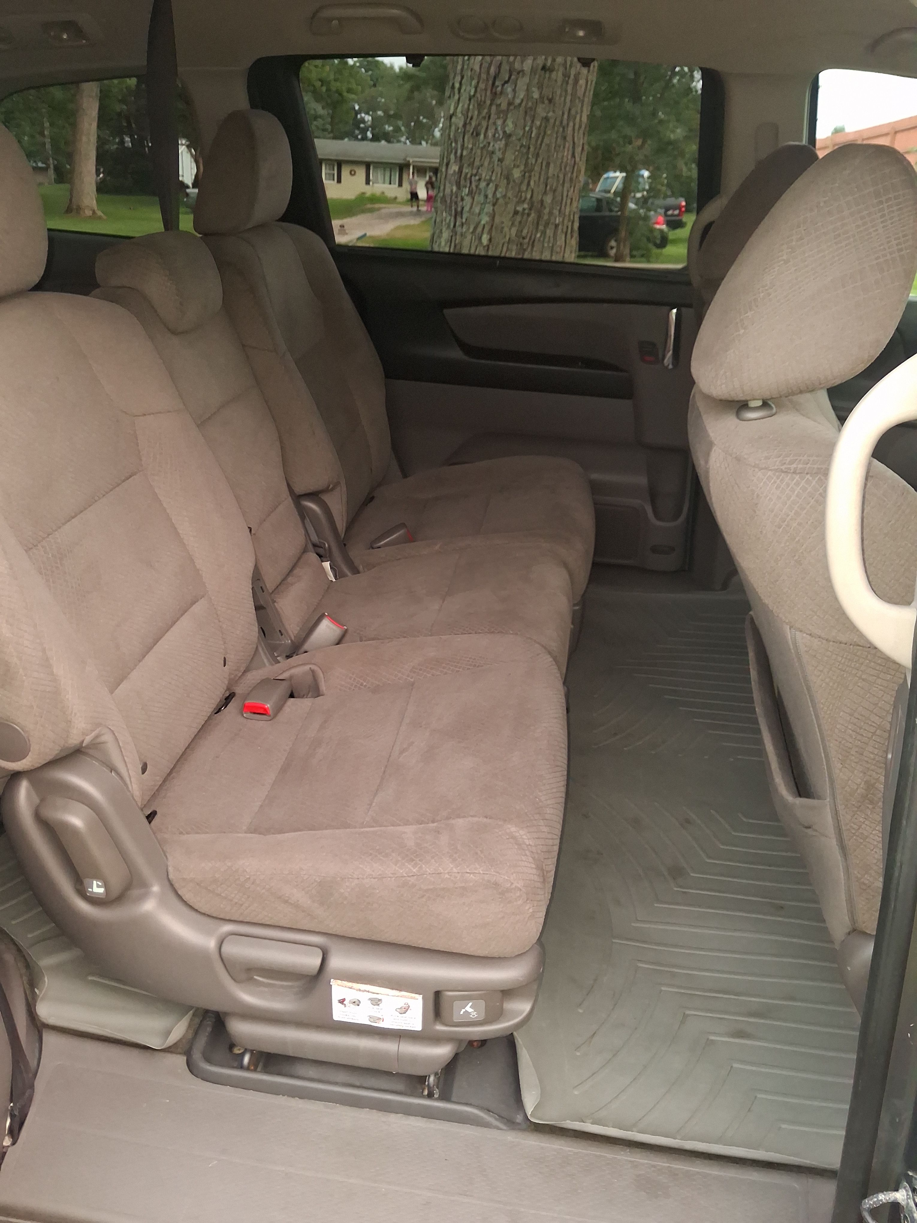 Used 2015 Honda Odyssey EX image 6