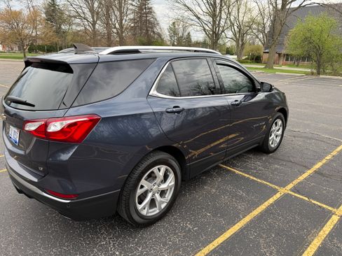 Used 2018 Chevrolet Equinox LT FWD image 15