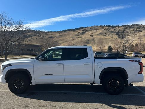 Used 2024 Toyota Tundra Limited image 2