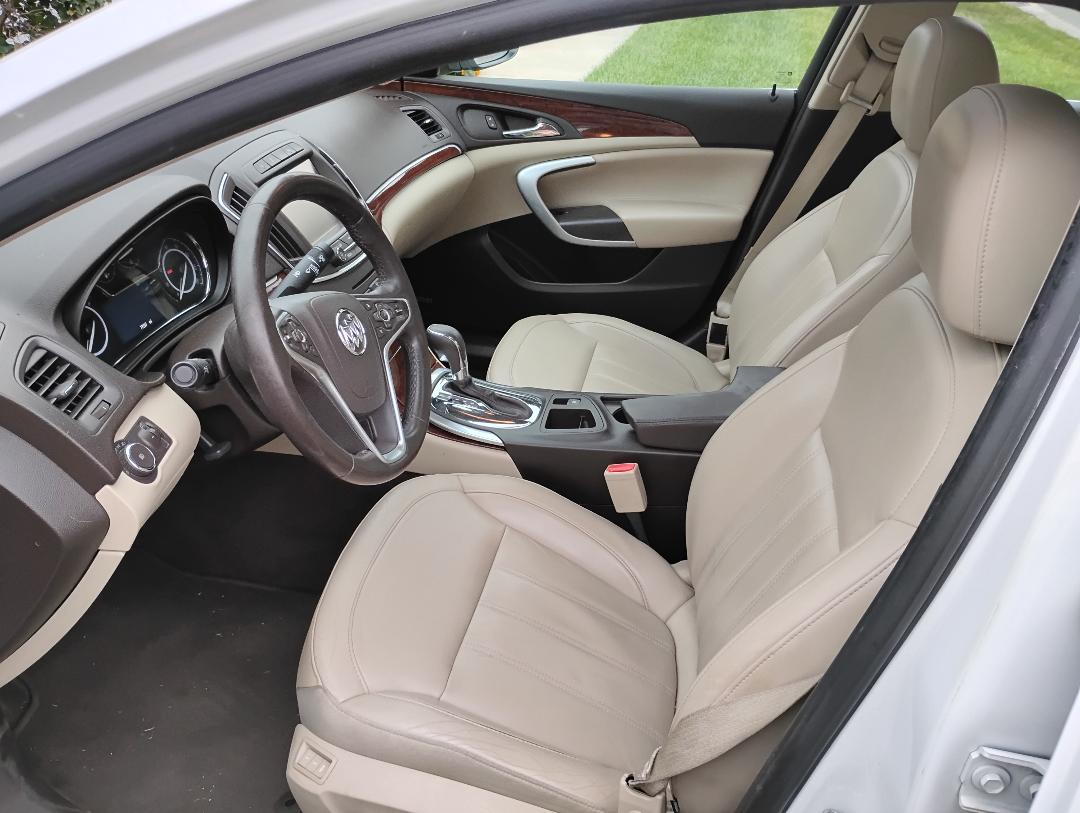 Used 2017 Buick Regal Premium w/ Driver Confidence Package #1 FWD image 6