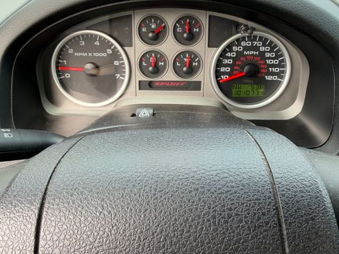 Used 2008 Ford F150 XLT image 4