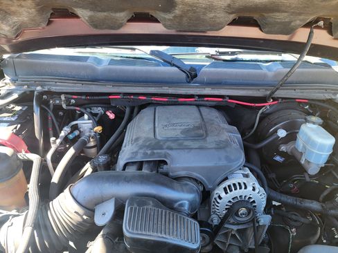 Used 2008 Chevrolet Silverado 1500 LTZ w/ EZ-Lift Tailgate Package image 6