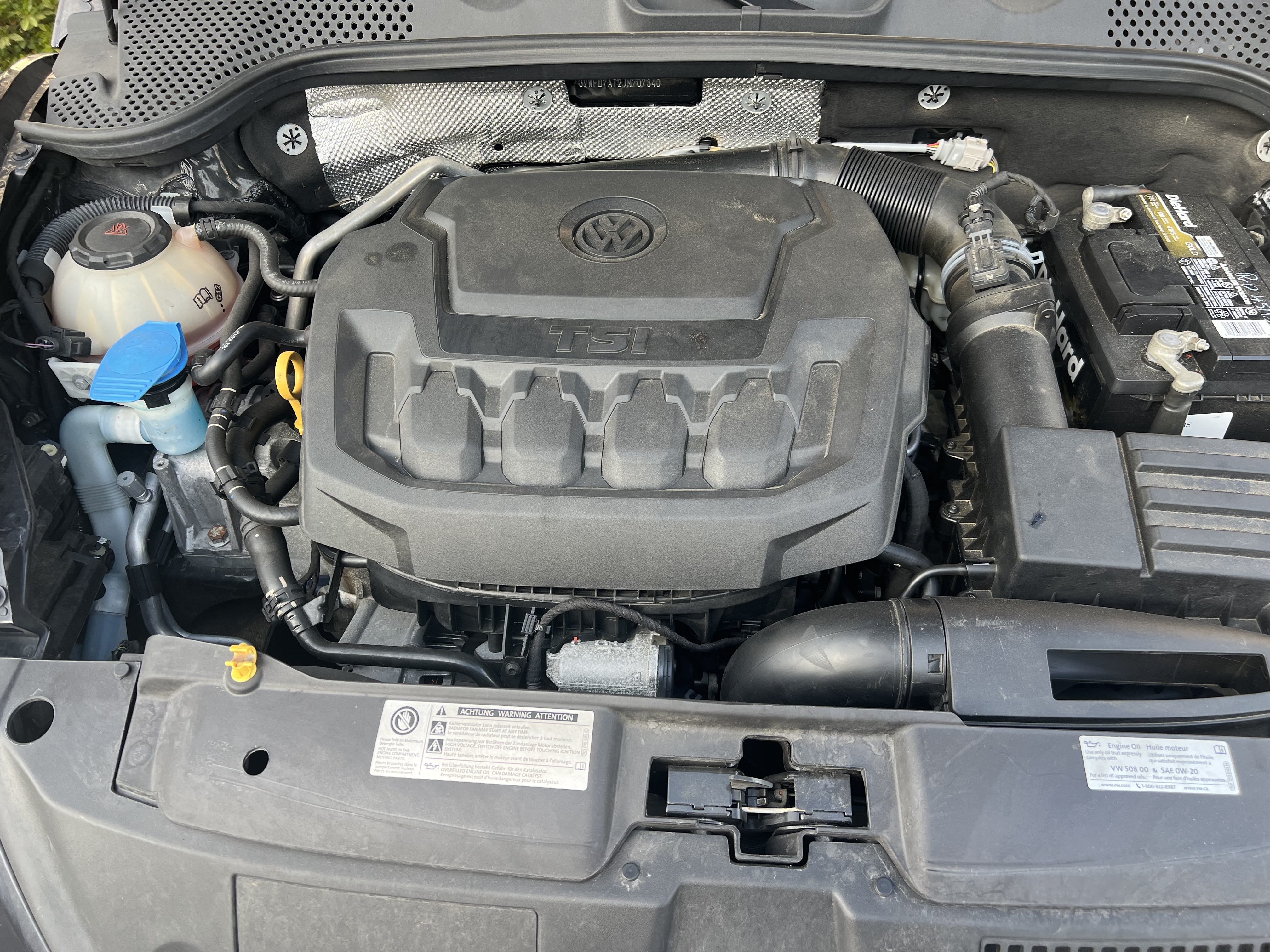 Used 2018 Volkswagen Beetle 2.0T S FWD image 10
