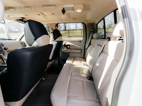 Used 2006 Ford F150 Lariat image 10