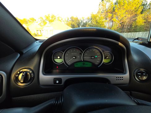 Used 2006 Pontiac GTO image 11