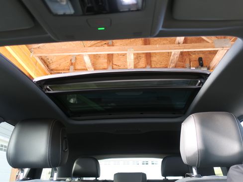 Used 2023 Audi Q4 e-tron Premium Plus w/ Premium Plus image 13