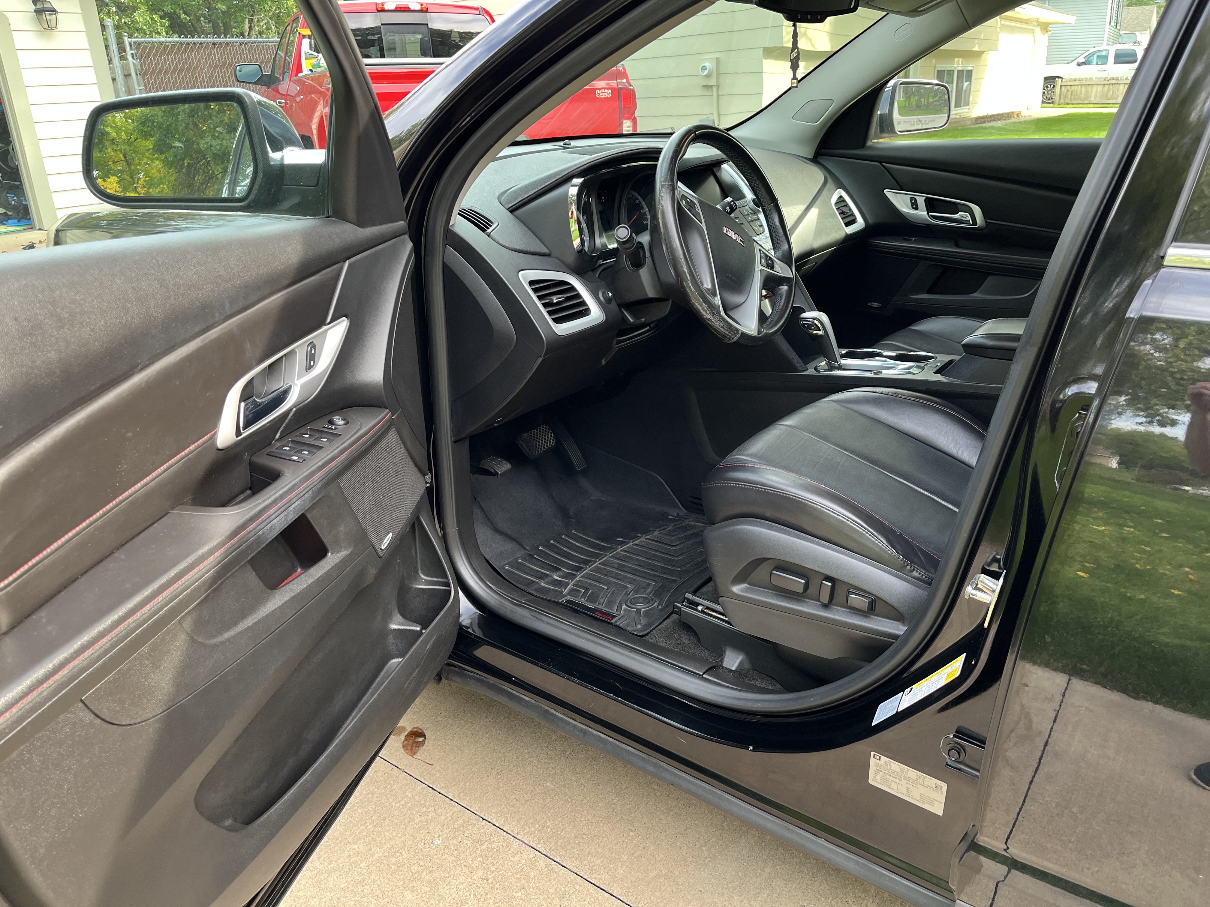 Used 2015 GMC Terrain SLT w/ Chrome Edition AWD/4WD image 26