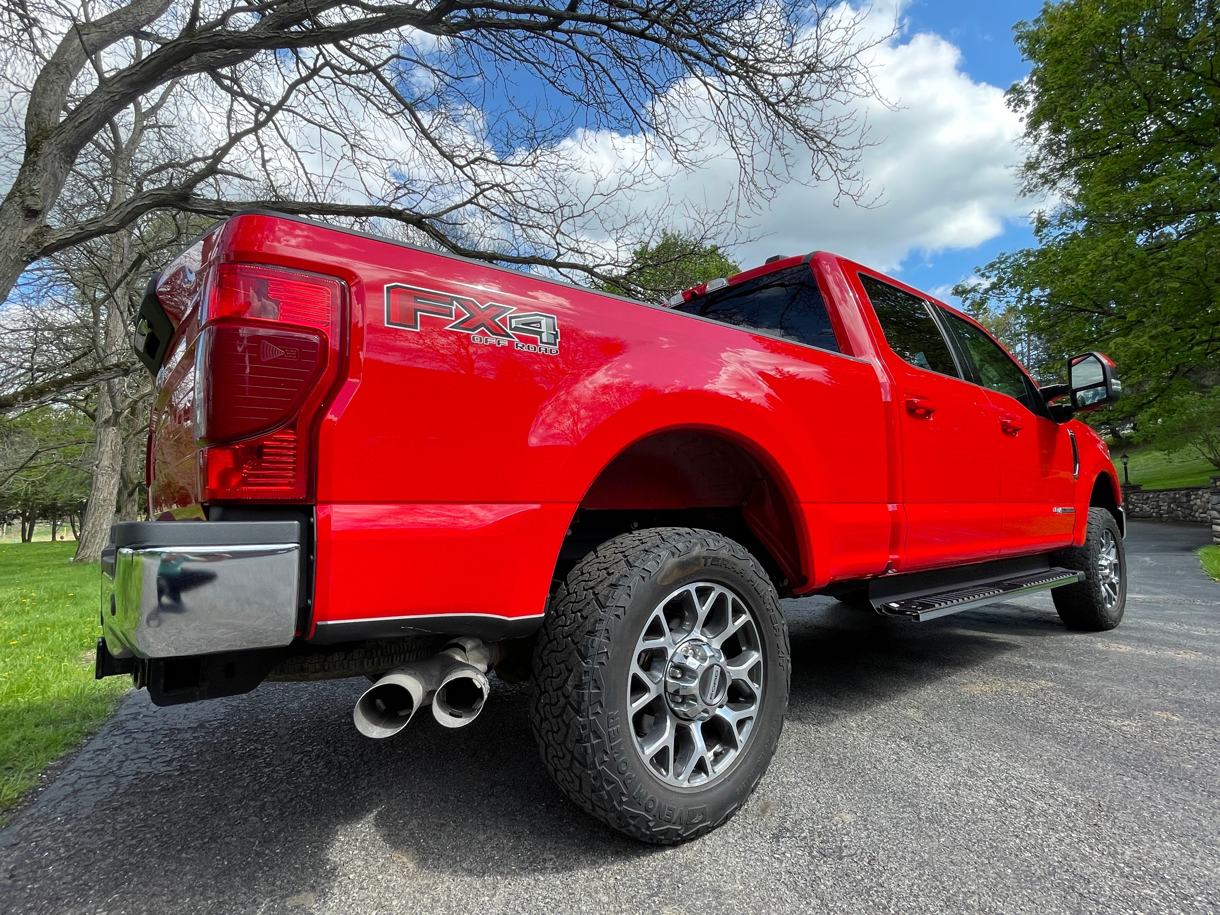 Used 2020 Ford F350 Lariat w/ Lariat Value Package AWD/4WD image 10