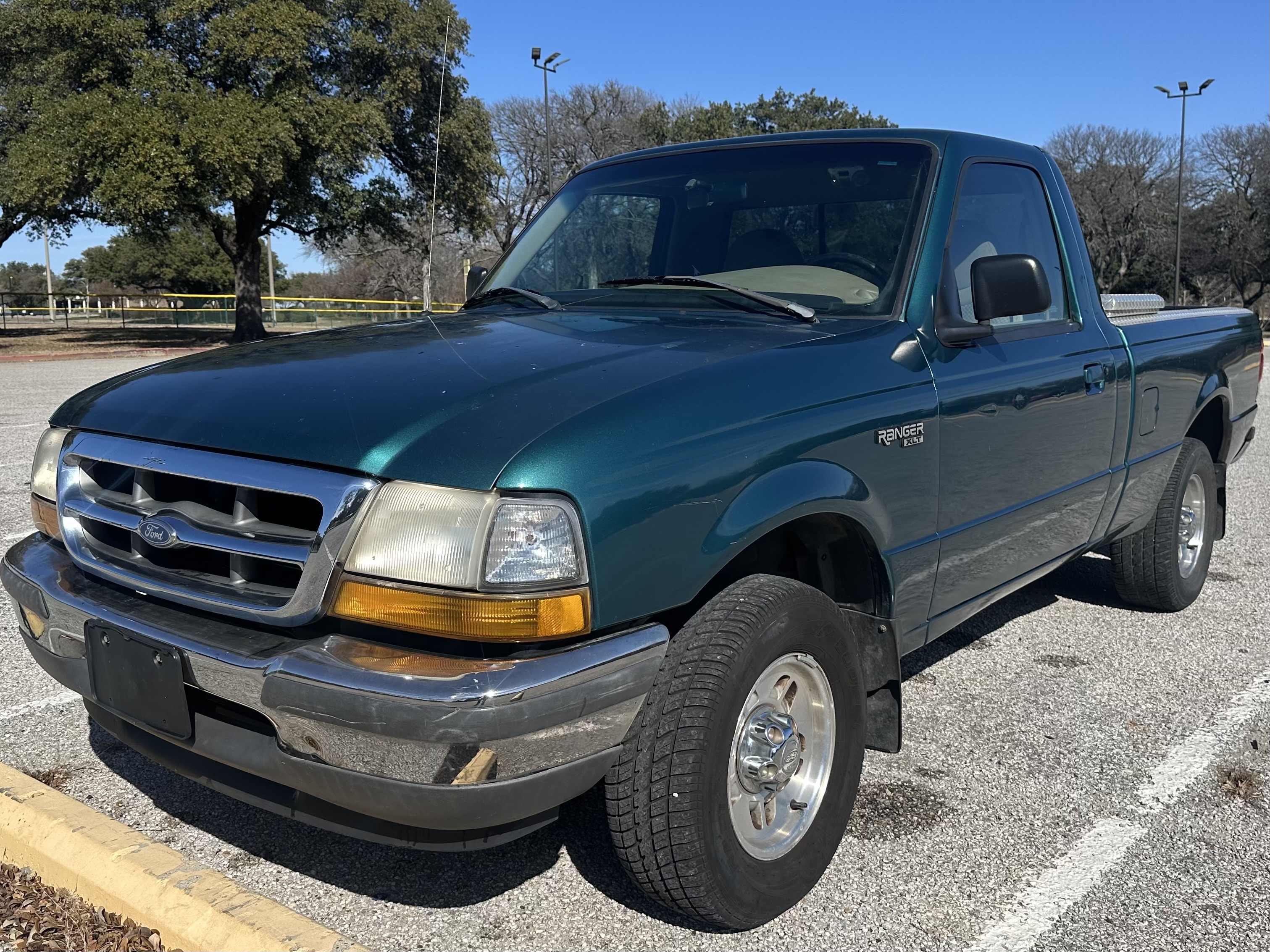 Used 1998 Ford Ranger 2WD Regular Cab image 1