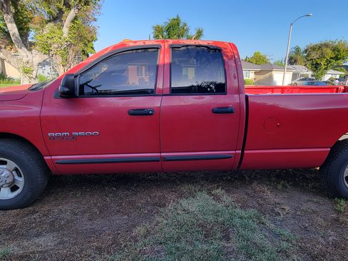 Used 2005 Dodge Ram 3500 Truck SLT w/ Quad Cab Big Horn Value Group image 2