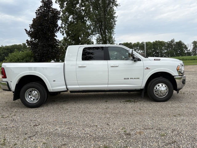 Used 2021 RAM 3500 Limited AWD/4WD image 9