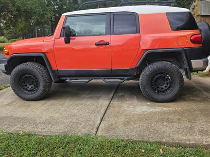 Used 2013 Toyota FJ Cruiser 4WD w/ Upgrade Pkg