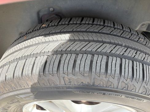 Used 2008 Volkswagen Touareg V6 image 19