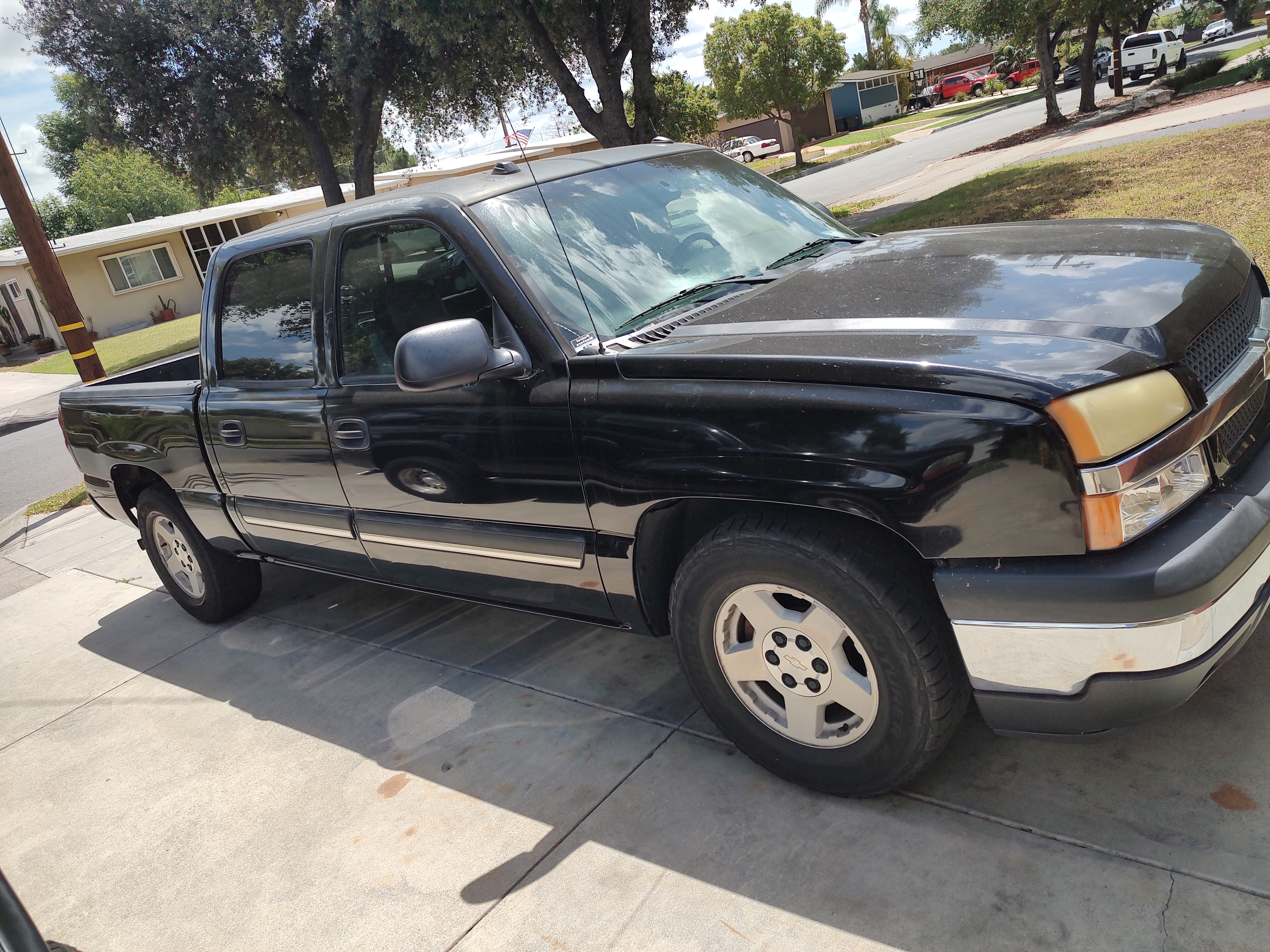 Used 2005 Chevrolet Silverado 1500 LT w/ Light Duty Power Package RWD image 1
