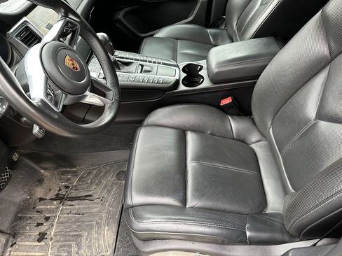 Used 2018 Porsche Macan GTS image 10