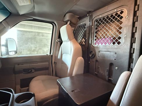 Used 2013 Ford E-150 and Econoline 150 w/ PWR Group image 14