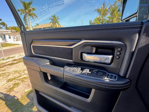 Used 2023 RAM 3500 Laramie image 25