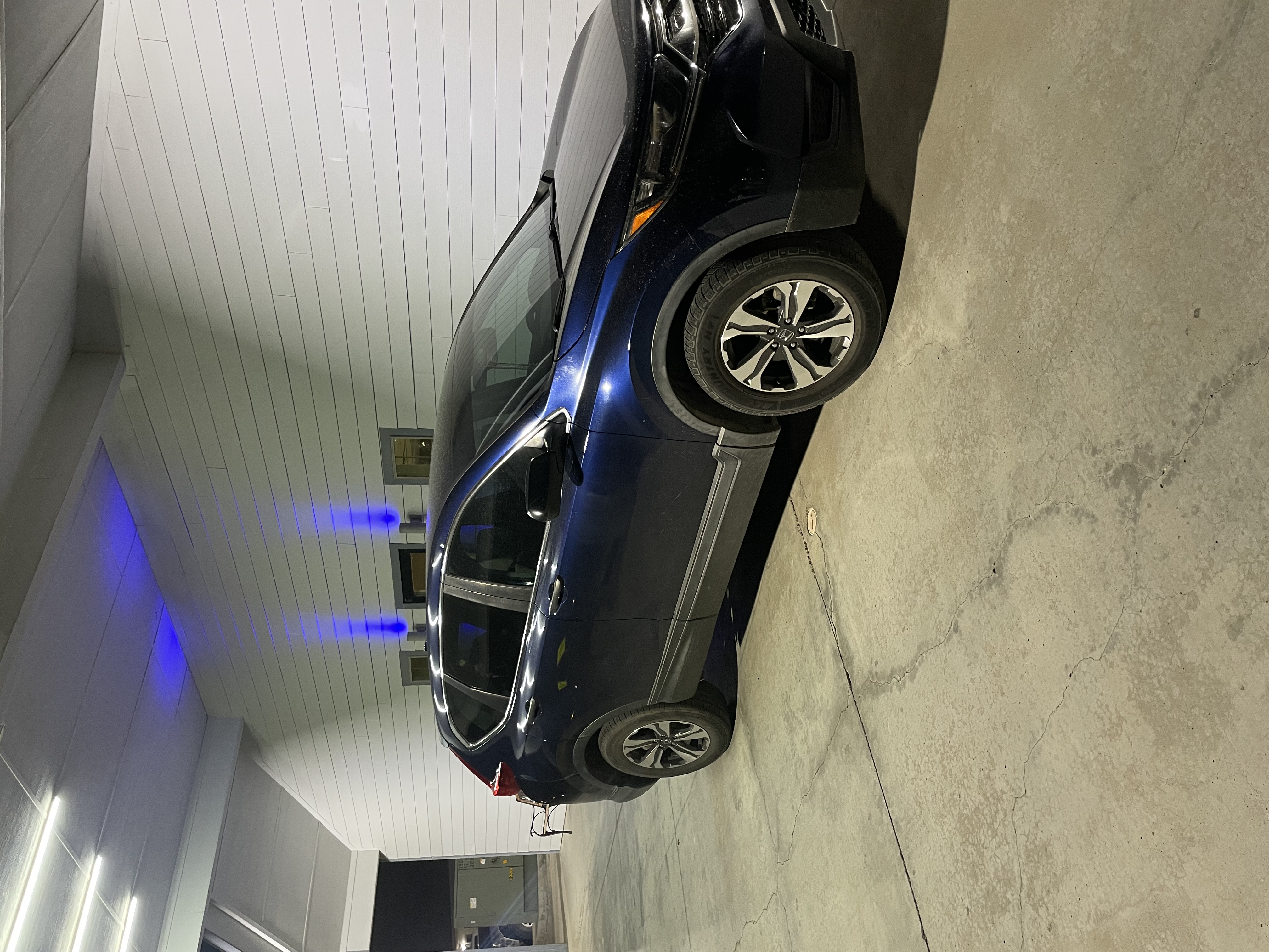 Used 2019 Honda CR-V LX image 2